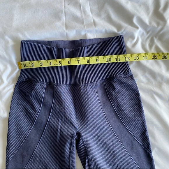 Seamless Quarter Zip Rib-Panelled Top and Pants Set - Picture 12 of 15